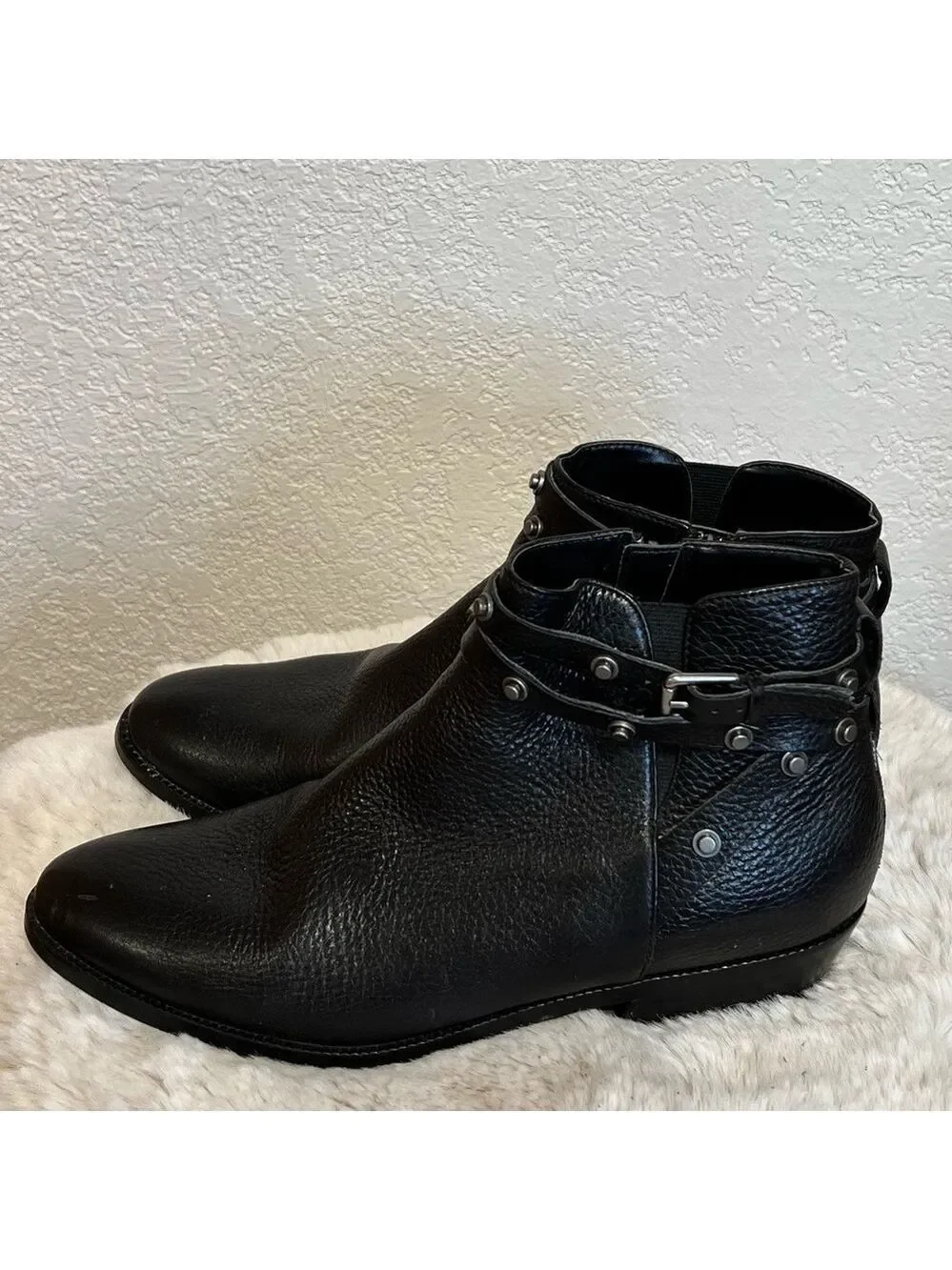 Halogen studded black leather ankle boots bootie 8